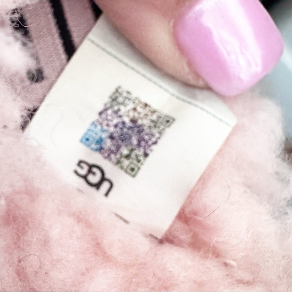 Uggs Fluff Yeah Pink Fluffita Slides - Picture 11 of 13